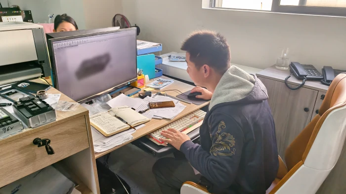 مهندس ميكانيكي من WAFU Brothers