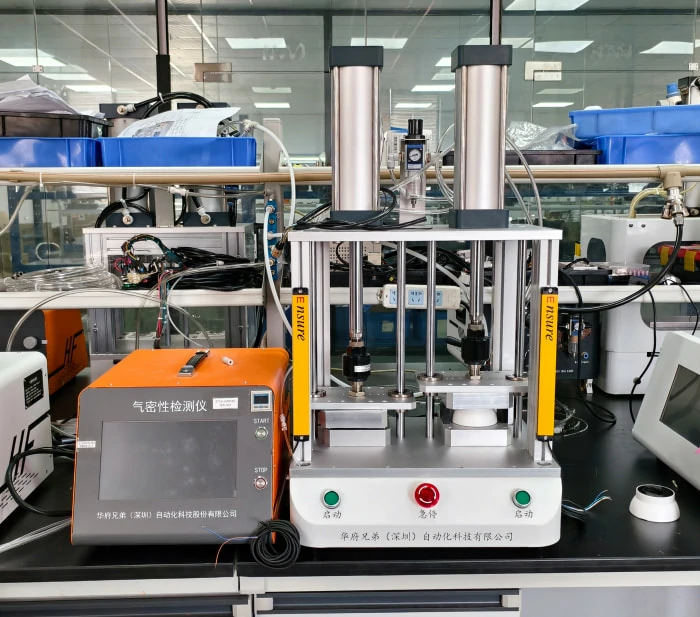 جهاز اختبار إحكام الغلق لغطاء الكاميرا الأمامي